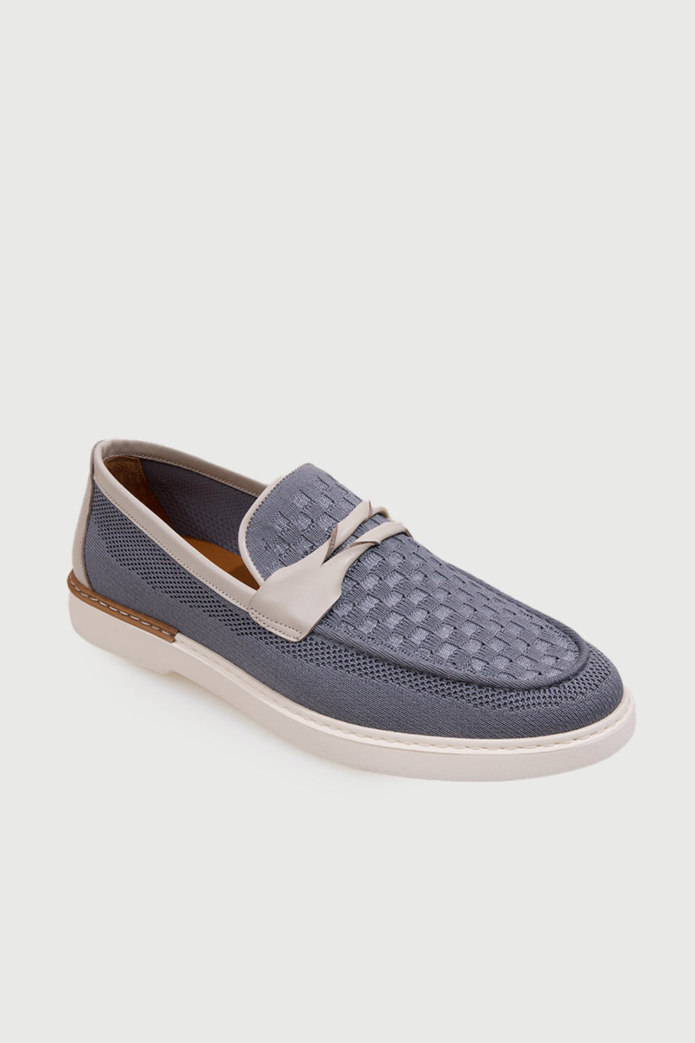 ROAD T